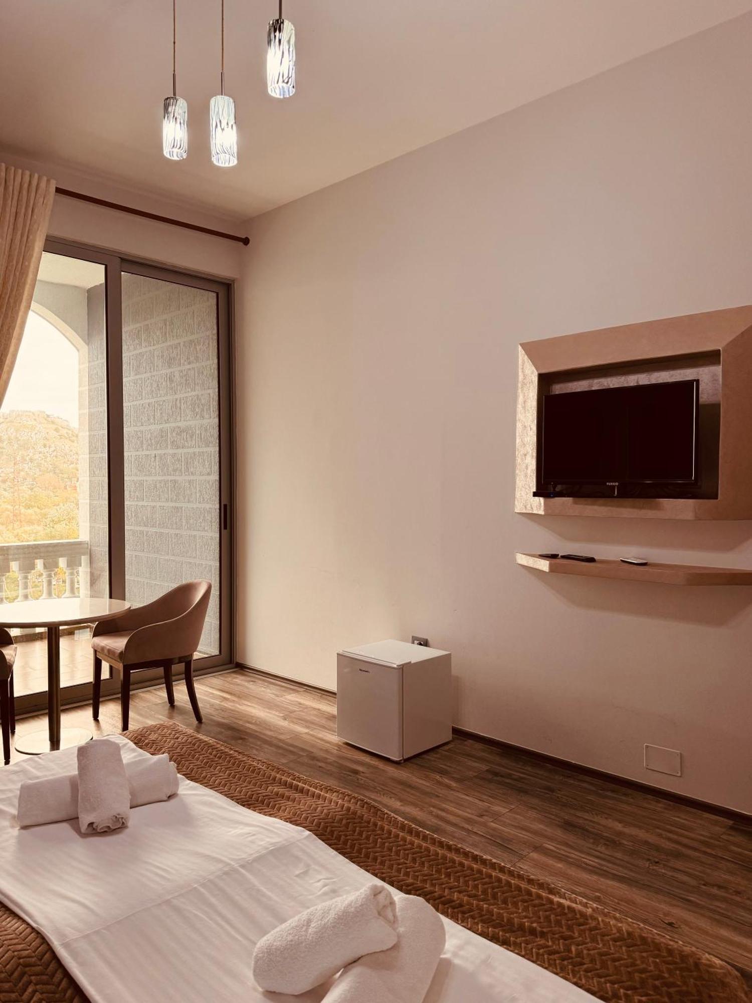 Prince Of Lake Hotel Shkodër 외부 사진