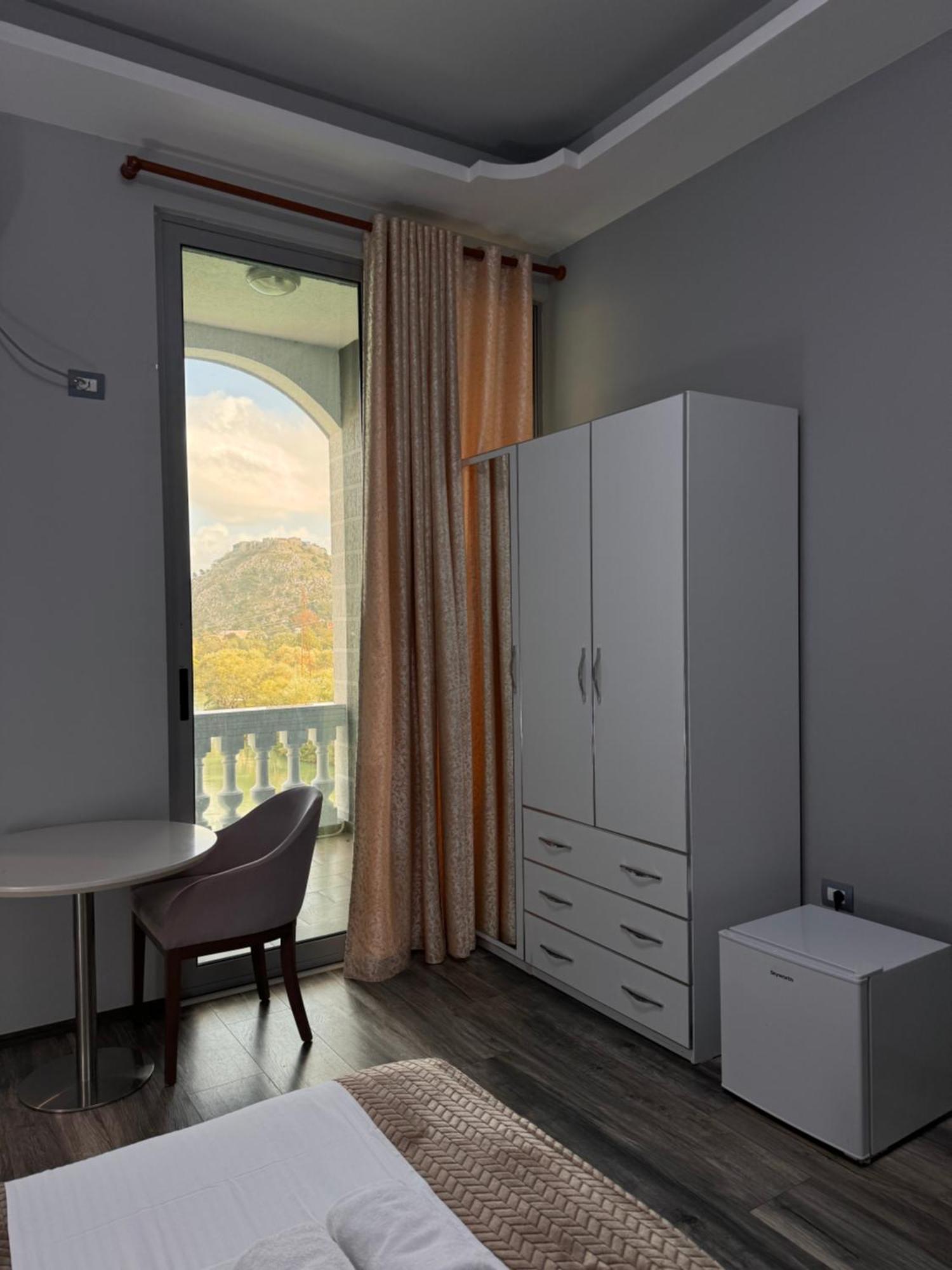 Prince Of Lake Hotel Shkodër 외부 사진